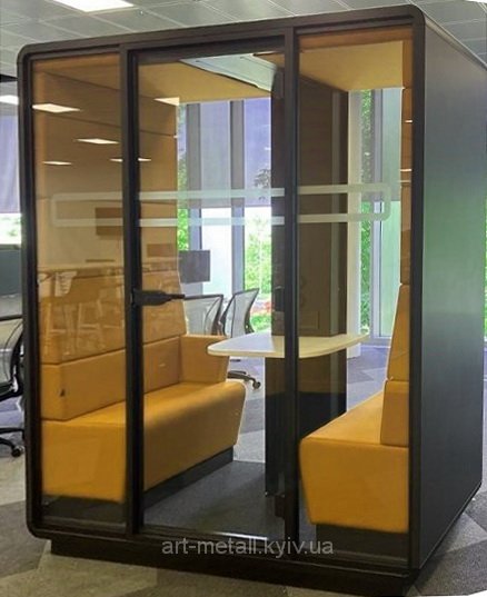 Стеклянная вокальная звукоизоляционная кабина Вишневое